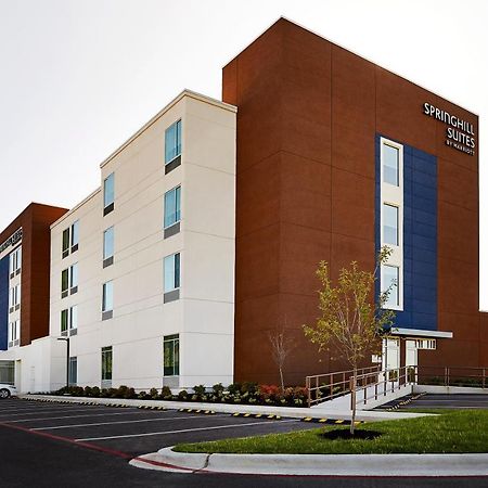 Springhill Suites By Marriott Springfield North Exterior photo